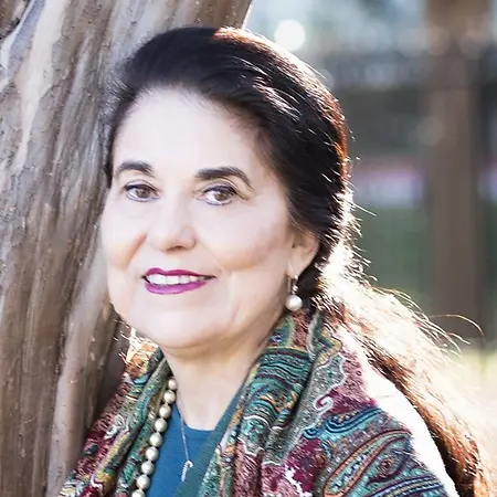 Karen Fernandes R.N., CPHQ