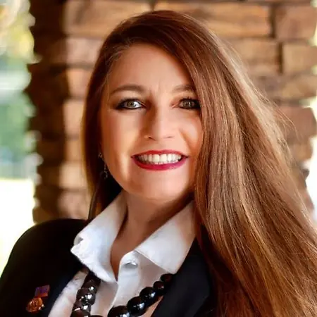 Tina  Andrade, Real Estate Broker on BestAgents