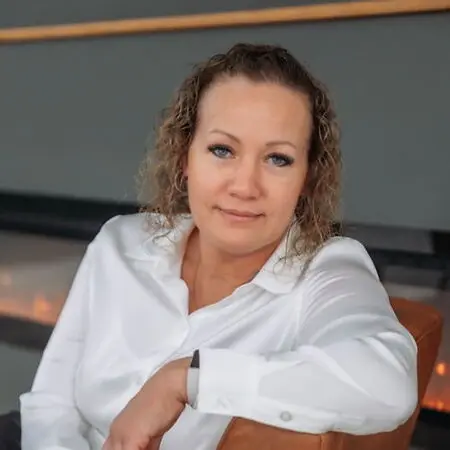 Paula Herring, BSN, RN, CLNC